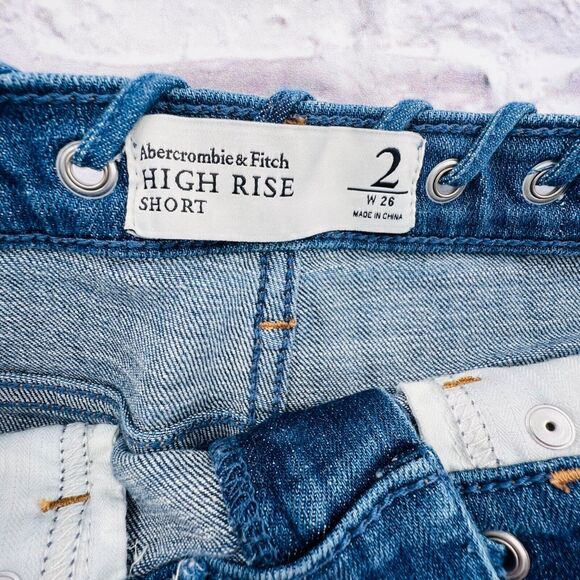 Abercrombie & Fitch Shorts Womans 2/26 Denim High Rise Lace Grommet Detail - Picture 2 of 8